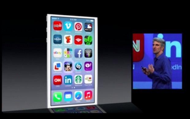 Apples iOS 7 erkennt Muster in der App-Nutzung und schaltet Multitasking je App-Muster frei. (Bild: Apple/Screenshot: Golem.de)